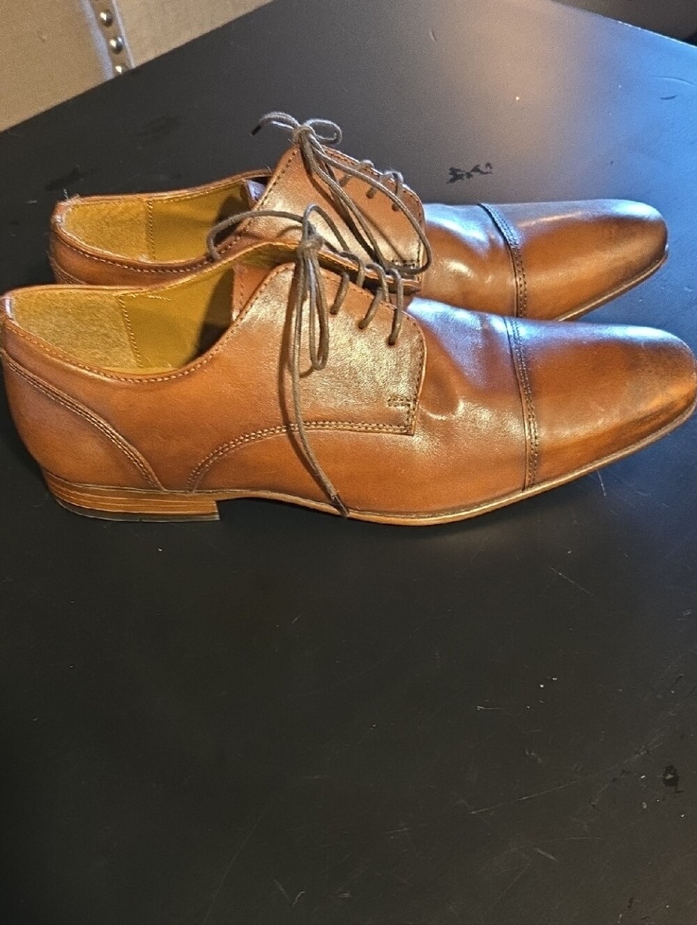 Classic Men's Brown Leather Cap-Toe Dress Shoes